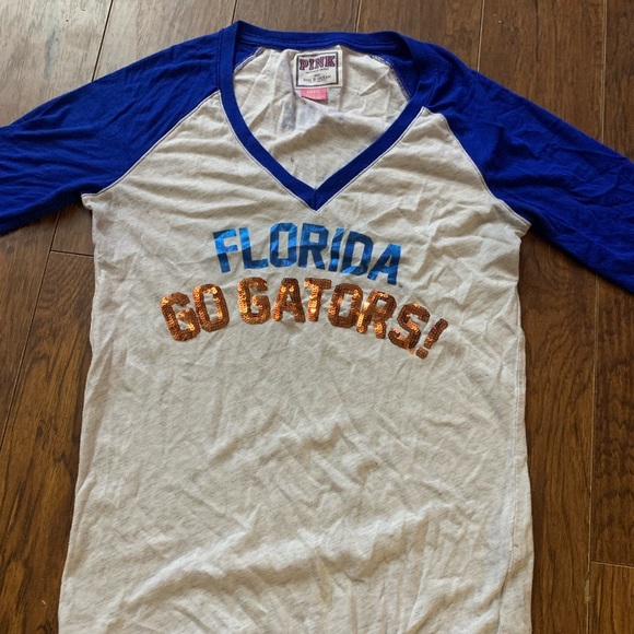 - Pink “Go gators “ tshirt - Size; Small Condition; Good, rarely used - Picture 3 of 4